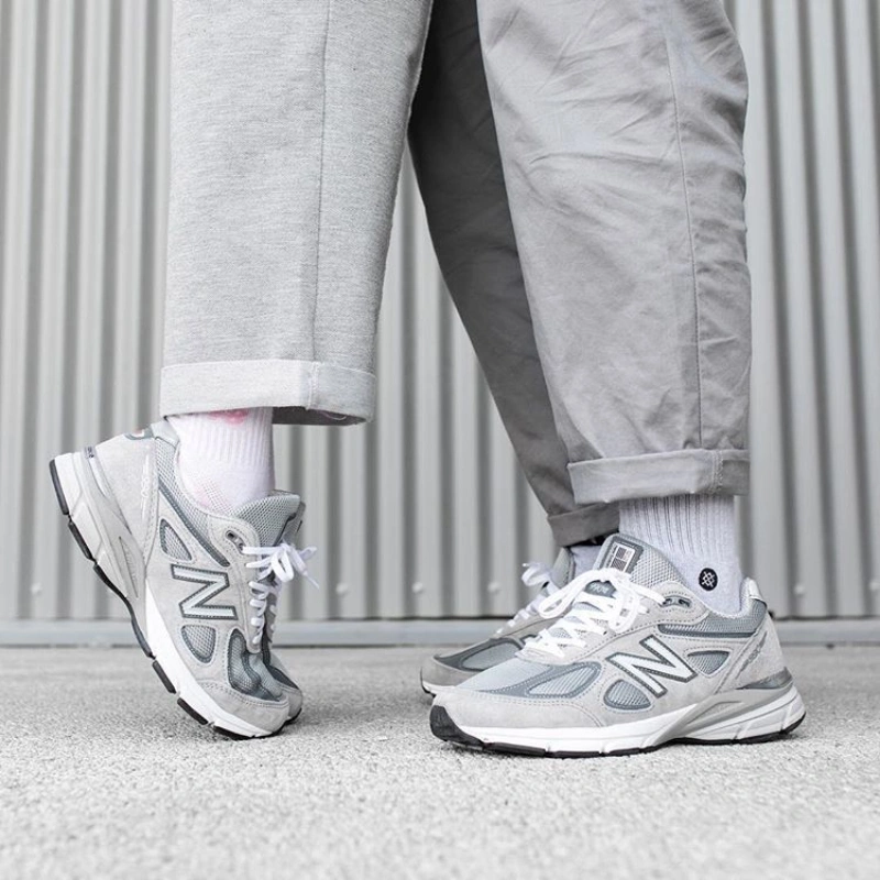 990v5